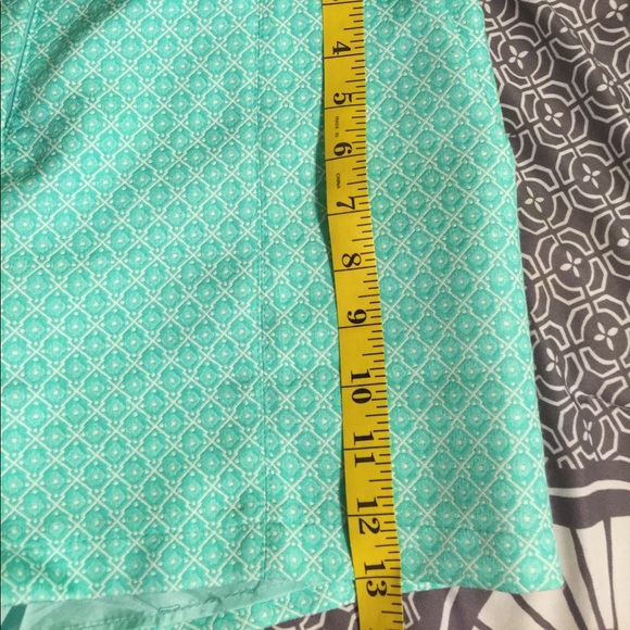 Beautiful textured shorts by Very J size Large - Picture 6 of 7